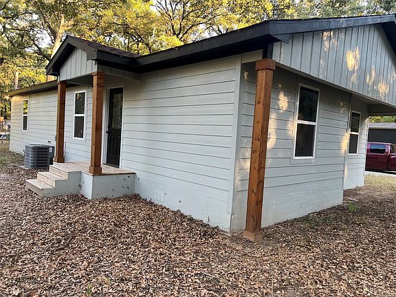 2nd image of 310 Eagle Dr