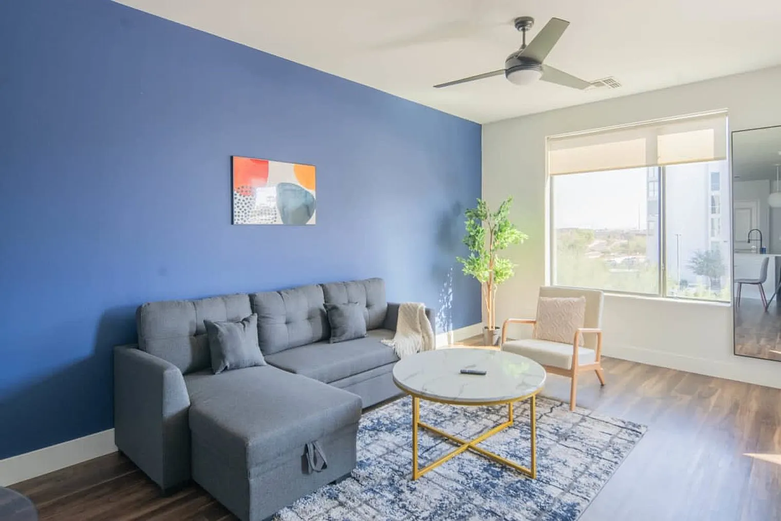 1 bed, 1.0 bath, 753 sqft, $2,955 — Photo 2
