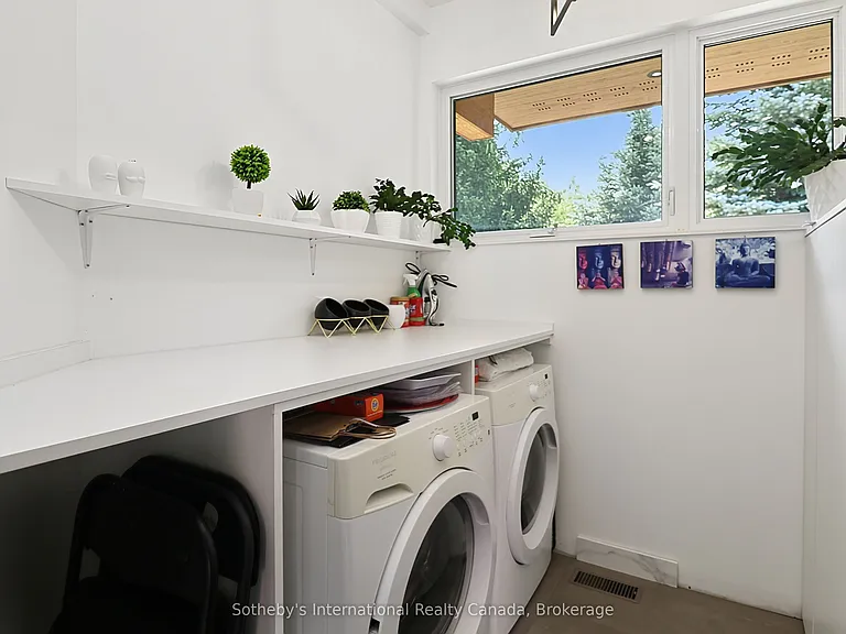 4 Holly Ct — Photo 23