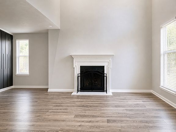 2nd image of 5526 Downs Way