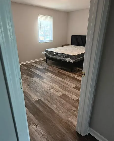 220 Charleston Ave — Photo 6