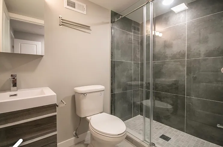 1605 W Oxford St #1 — Photo 2