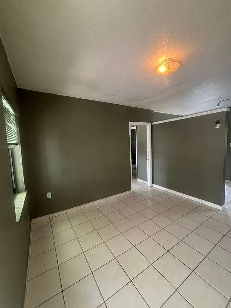 1 bed, 1.0 bath, 800 sqft, $2,000 — Photo 4