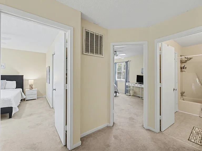 1263 Marshview Dr — Photo 14