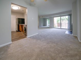 724 Country Club Pkwy #B, Mount Laurel, NJ 08054