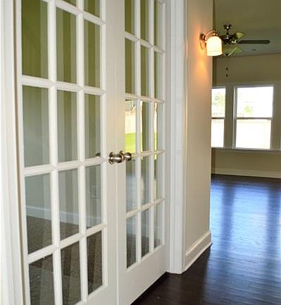 5th image of 403 Royal Harmony Dr