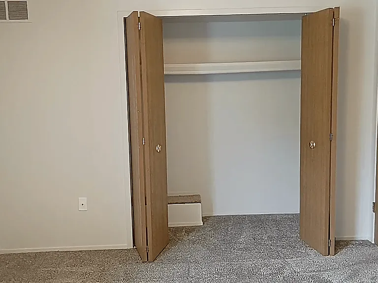 Prentiss Pointe Apartments — Photo 253