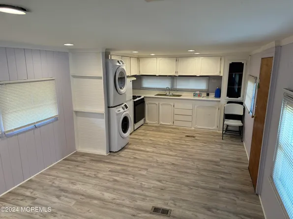 127 Lane B, Hazlet, NJ 07730