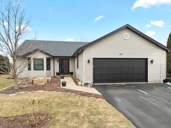 807 Vertin Blvd, Shorewood, IL 60404