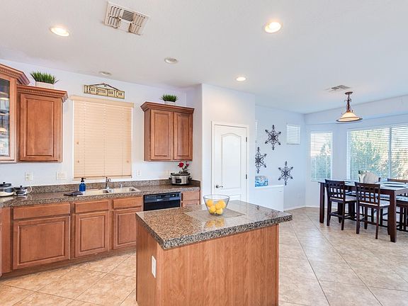 4th image of 7246 W Donner Dr