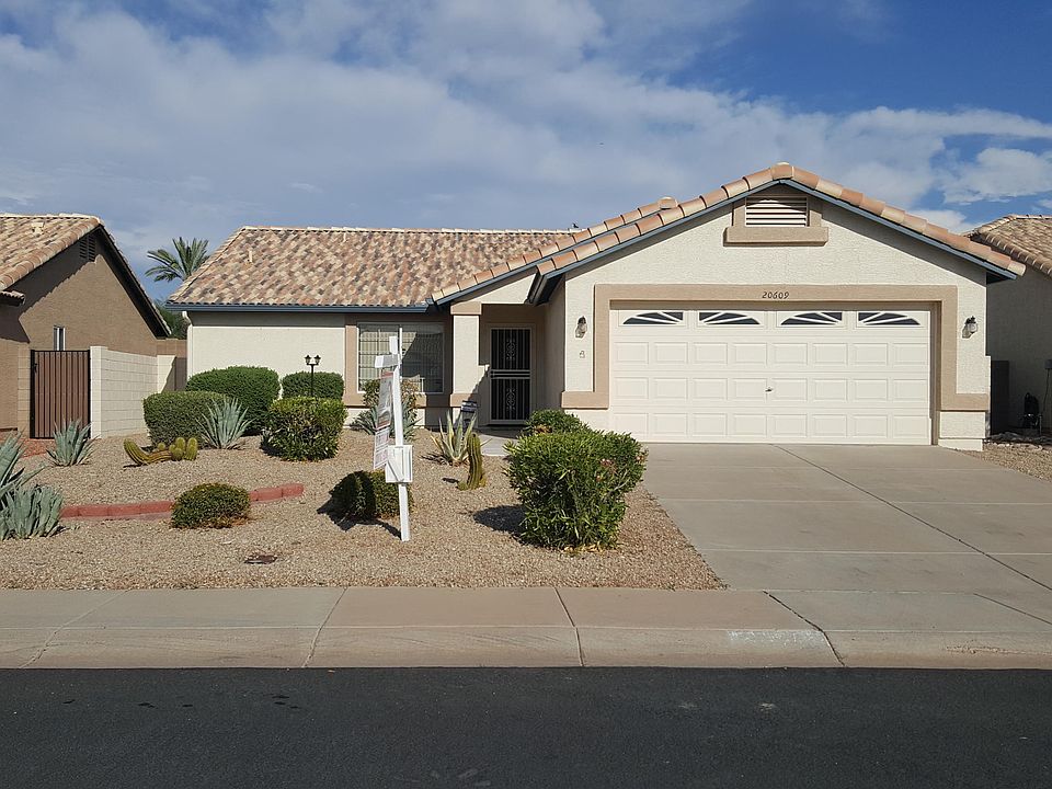 1st image of 20609 N 107th Dr