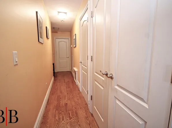 1674 East 22nd Street image 9 of 24