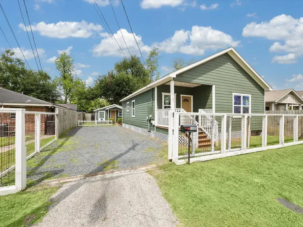 5105 Chapman St, Houston, TX 77009