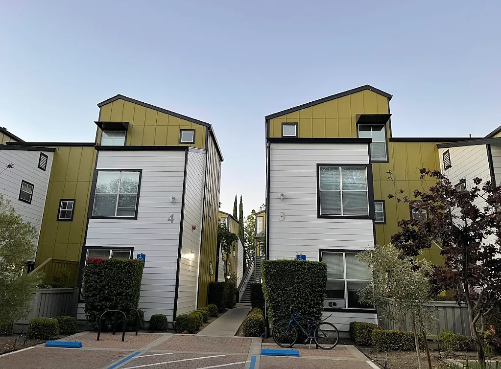 Montage Apartments — Photo 1