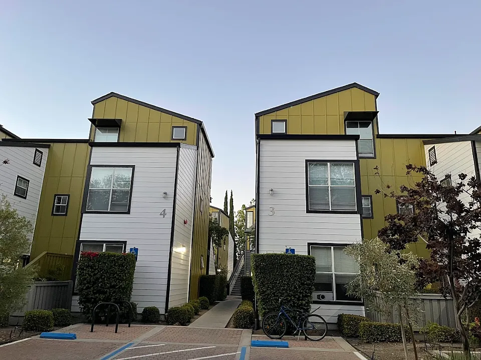Montage Apartments