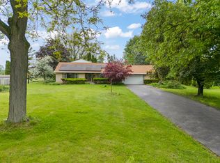 742 Crest Ave, Schaumburg, IL 60193