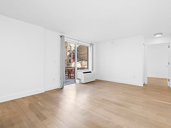4th image of 267 Pacific St APT 211