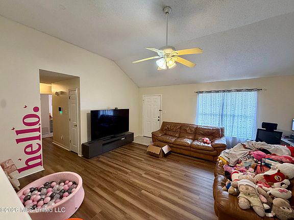 2nd image of 16500 Heatherwood Dr