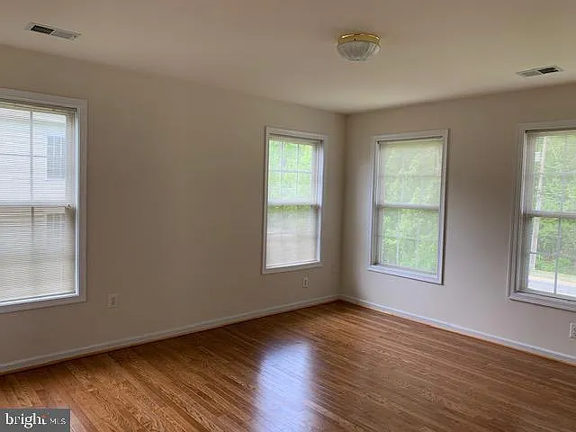 8219 Electric Ave — Photo 29