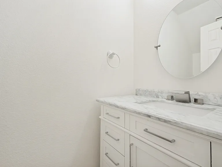 Half bath on the 1st floor