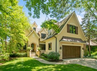 356 S Columbia St, Naperville, IL