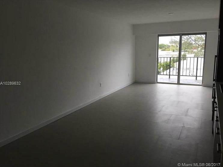 1st image of 1000 Michigan Ave APT 309