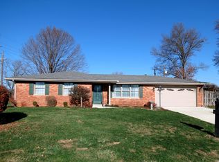 3070 Seneca Ct, Columbus, IN 47203