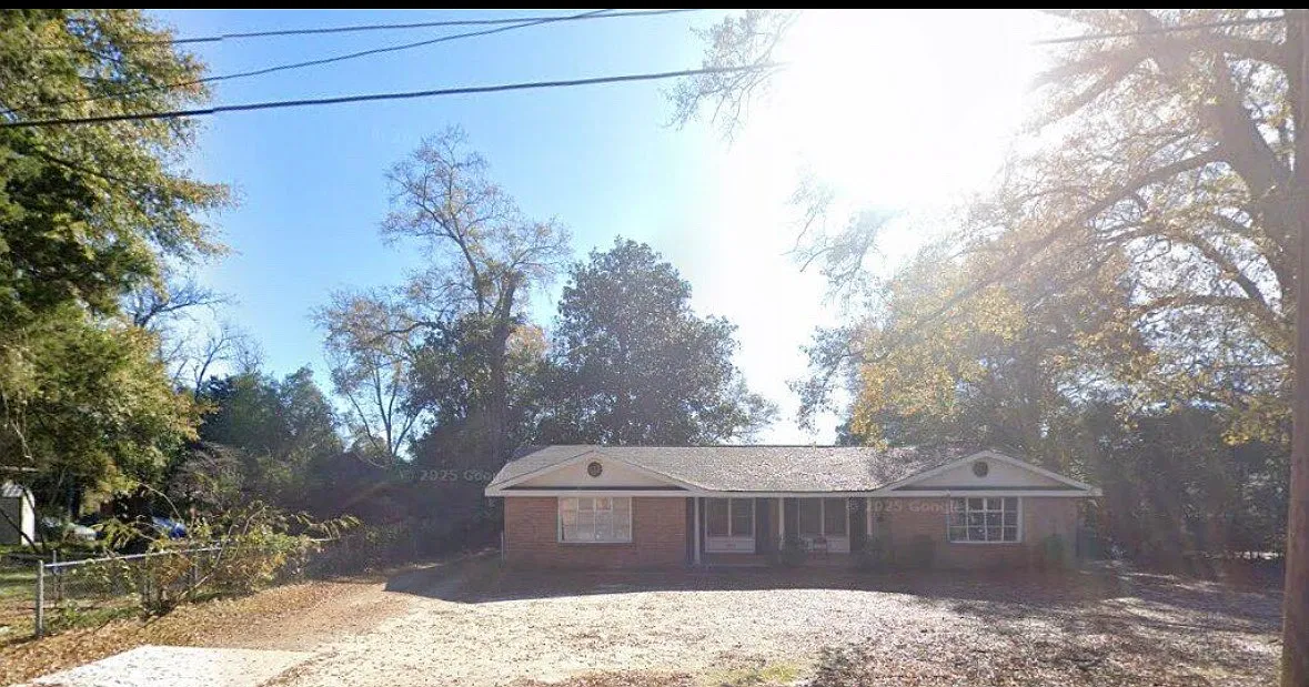 2 bed, 1920 sqft, $750 — Photo 1