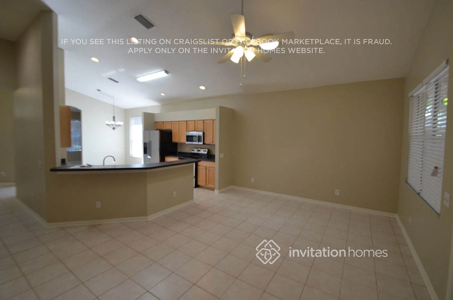 9127 Cliff Lake Ln Tampa, FL 33614 — Photo 2