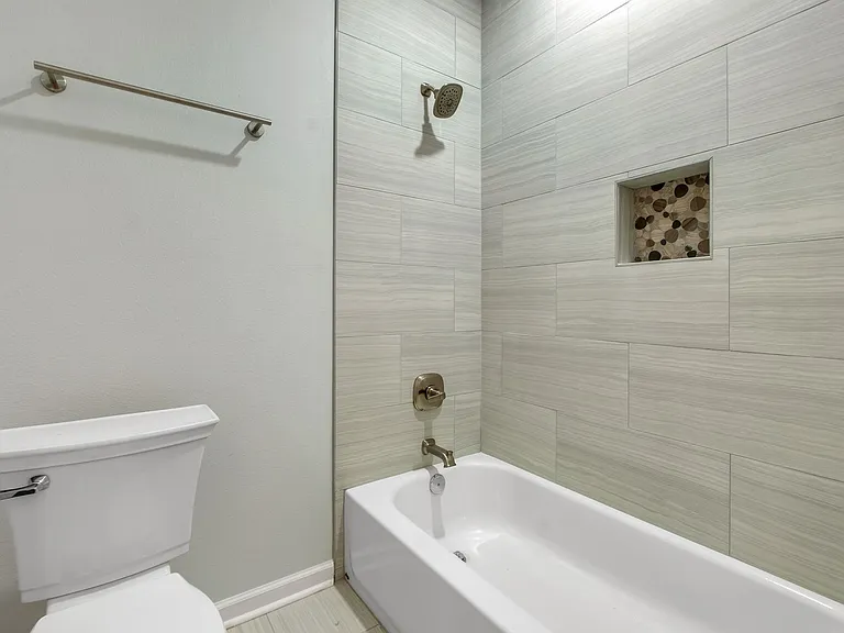 2022 Trimble Rd — Photo 11
