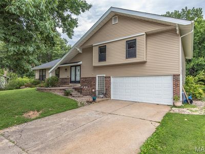 130 Satinwood Ct, Saint Charles, MO, 63304