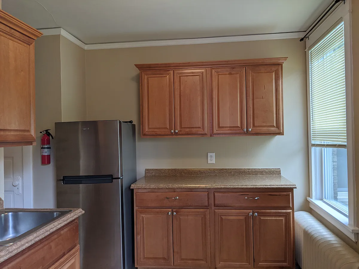 Kitchen - 1019A E 5th St #1019-A