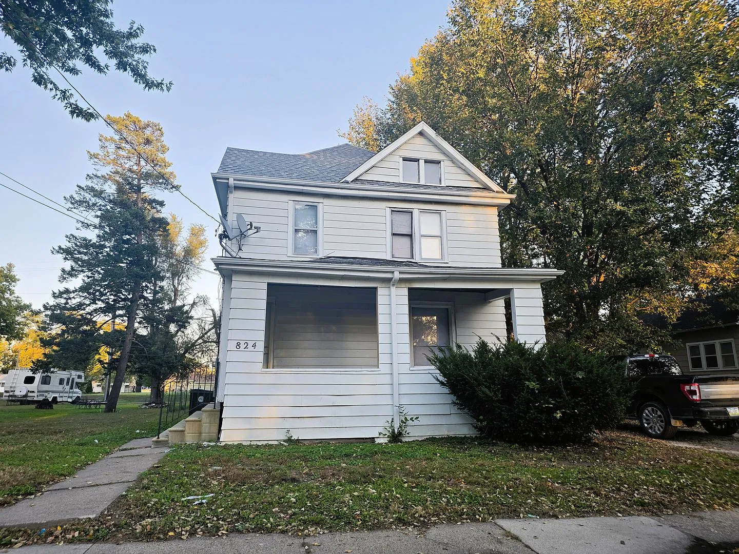 For Rent- 824 Logan Ave *Pets Ok* *Build Your Credit* Move In Promo~~ Sec 8 Accepted — Photo 2
