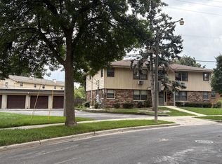 4276 S 14th St, Milwaukee, WI 53221