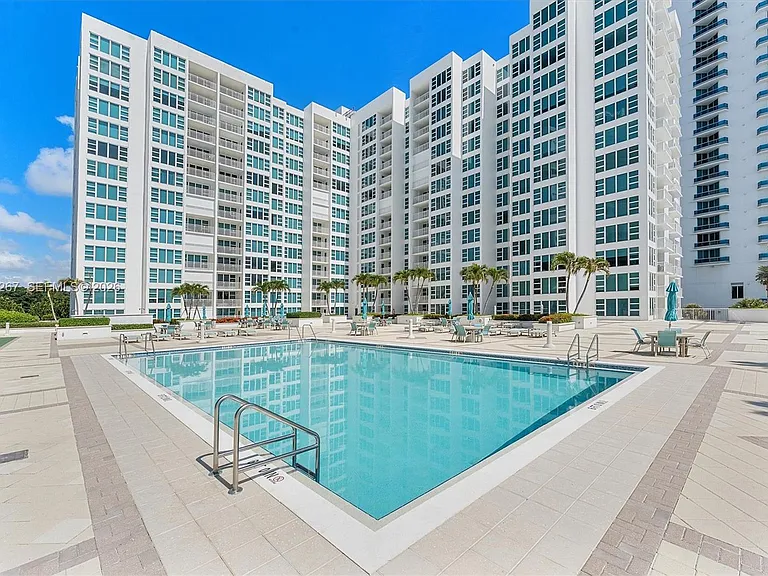 1620 S Ocean Blvd #3J — Photo 35