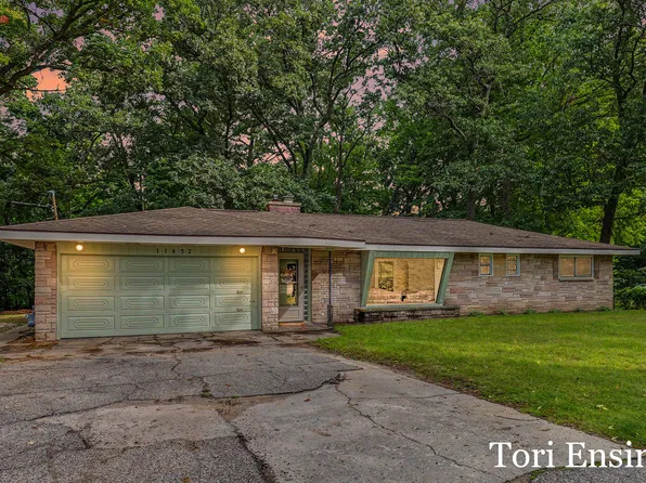 11852 W Carson City Rd, Greenville, MI 48838
