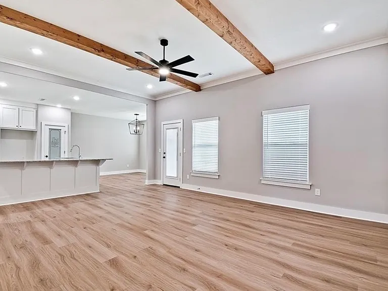 951 Sugar Loaf St — Photo 10