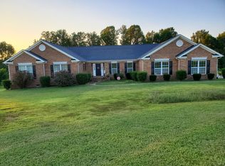 1324 Maple Lee Ct, Crouse, NC 28033
