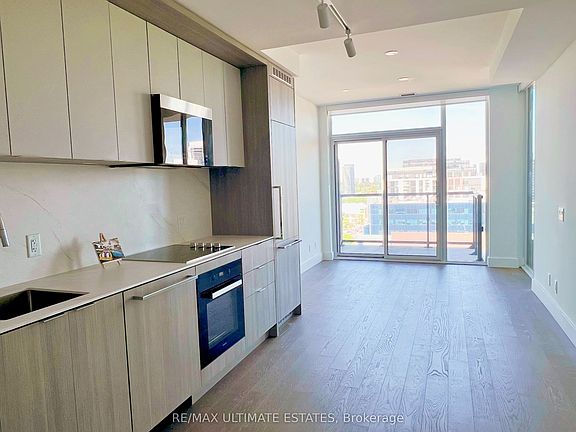 3rd image of 6 Greenbriar Rd #1018