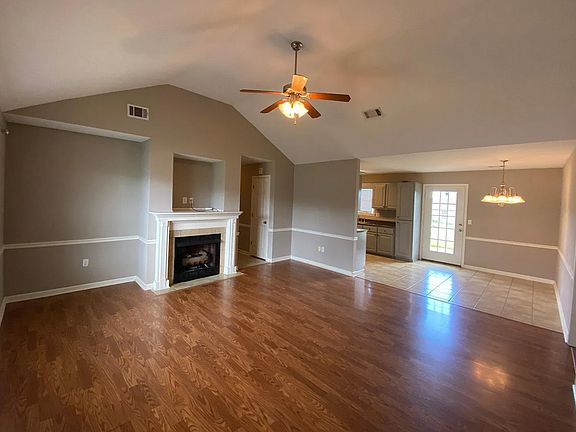 2nd image of 109 American Eagle Way