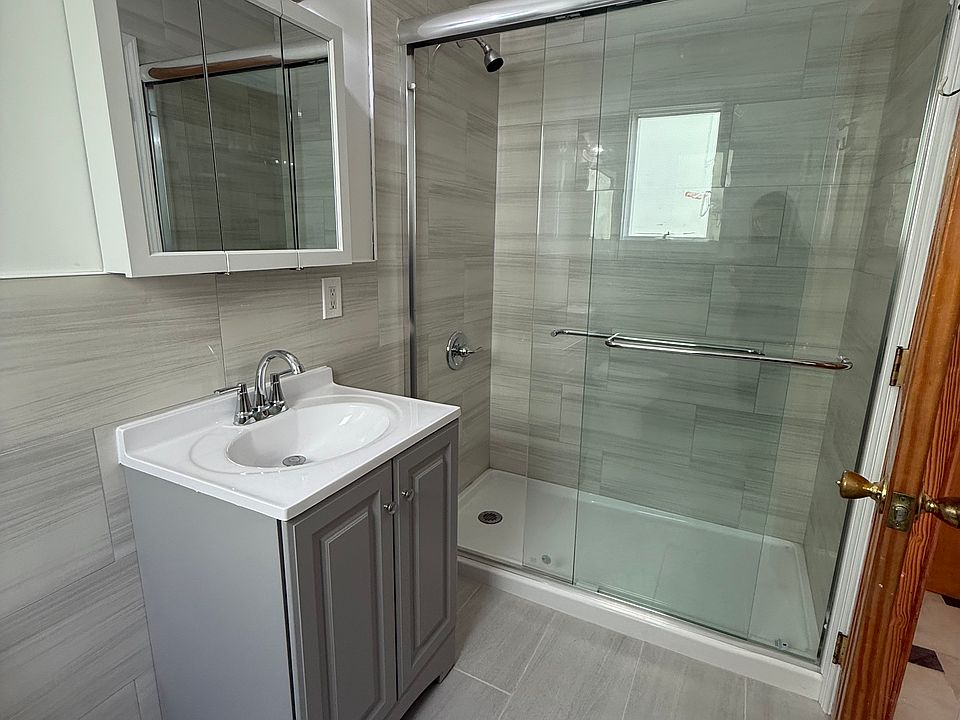 1st image of 150 Bay 17th St #2F