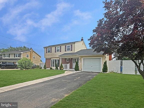 4th image of 119 Colonial Rd