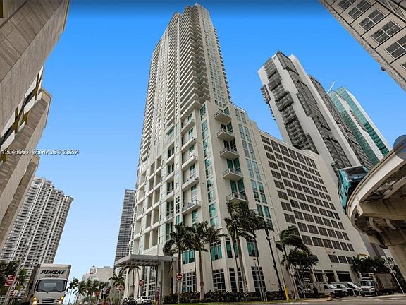 2nd image of 300 Biscayne Blvd #T-2603