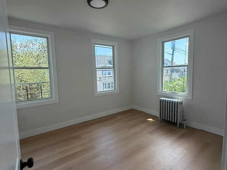 209 Columbia Ave #B — Photo 9