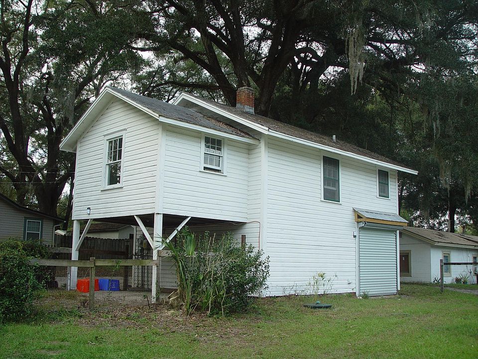 yard side