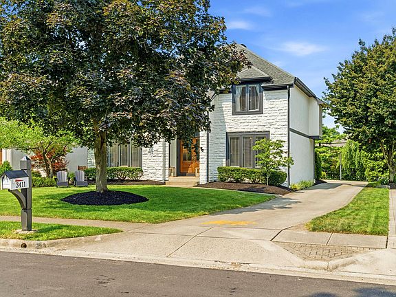 4th image of 3411 Sunset Dr