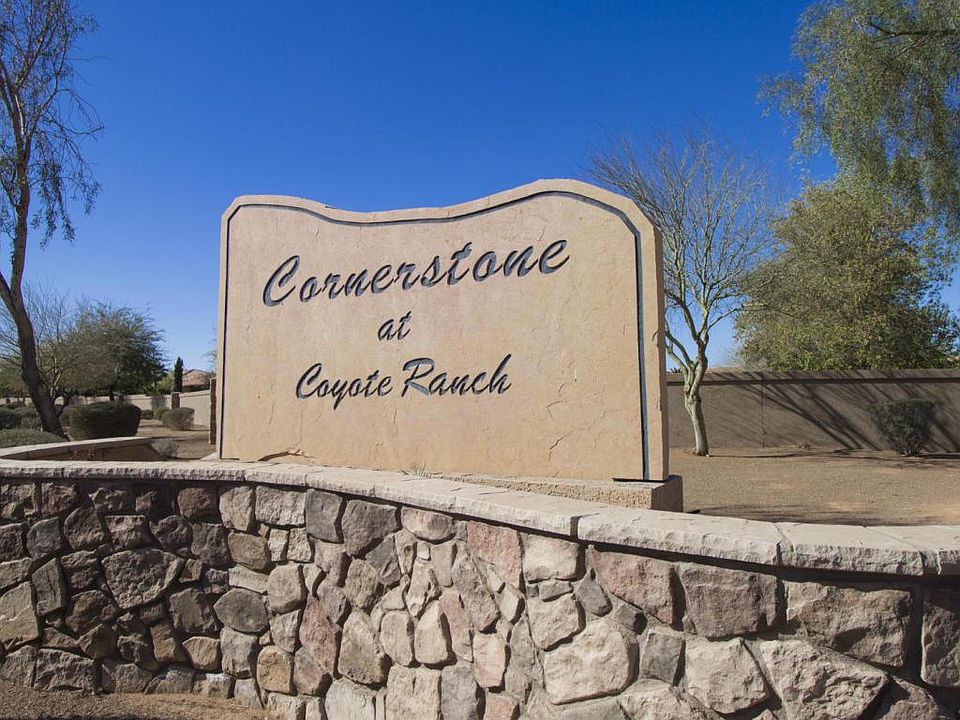 2nd image of 206 E Cornerstone Cir