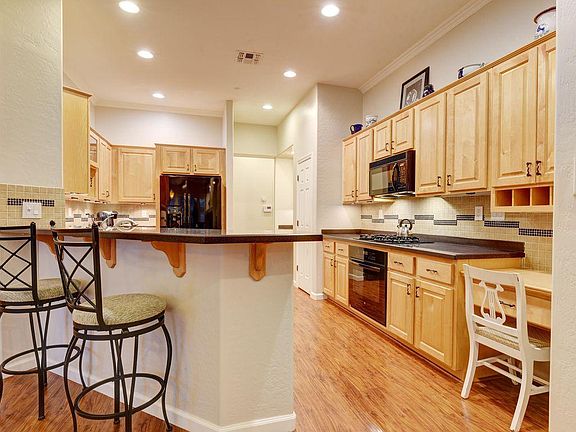 4th image of 42404 N Crosswater Way