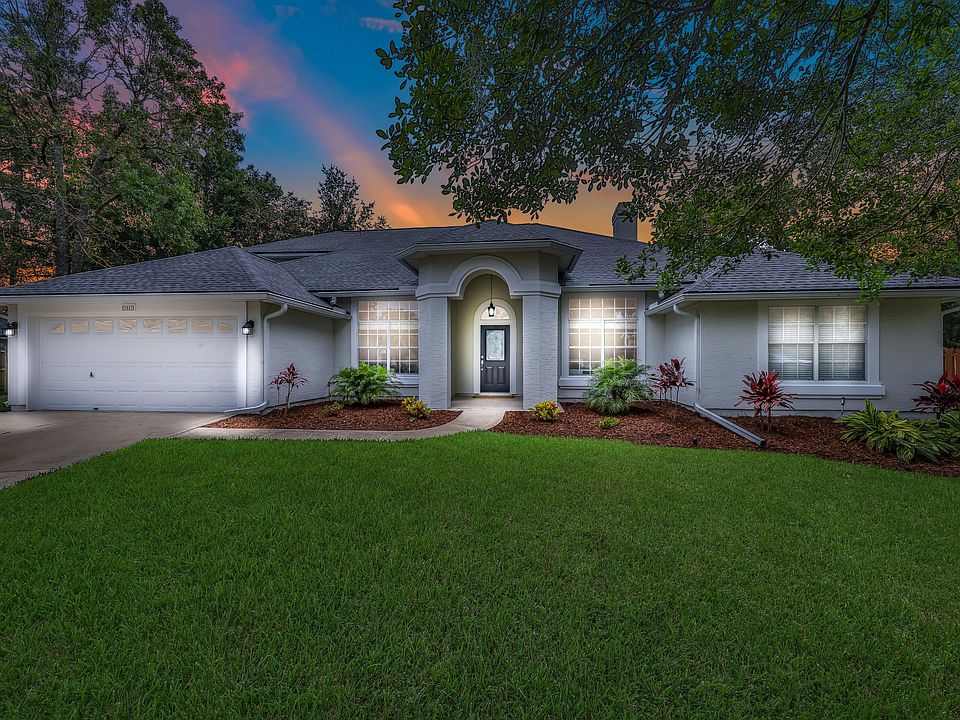 1st image of 3817 W Glendale Ct