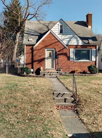 984 Geers Ave photo 1